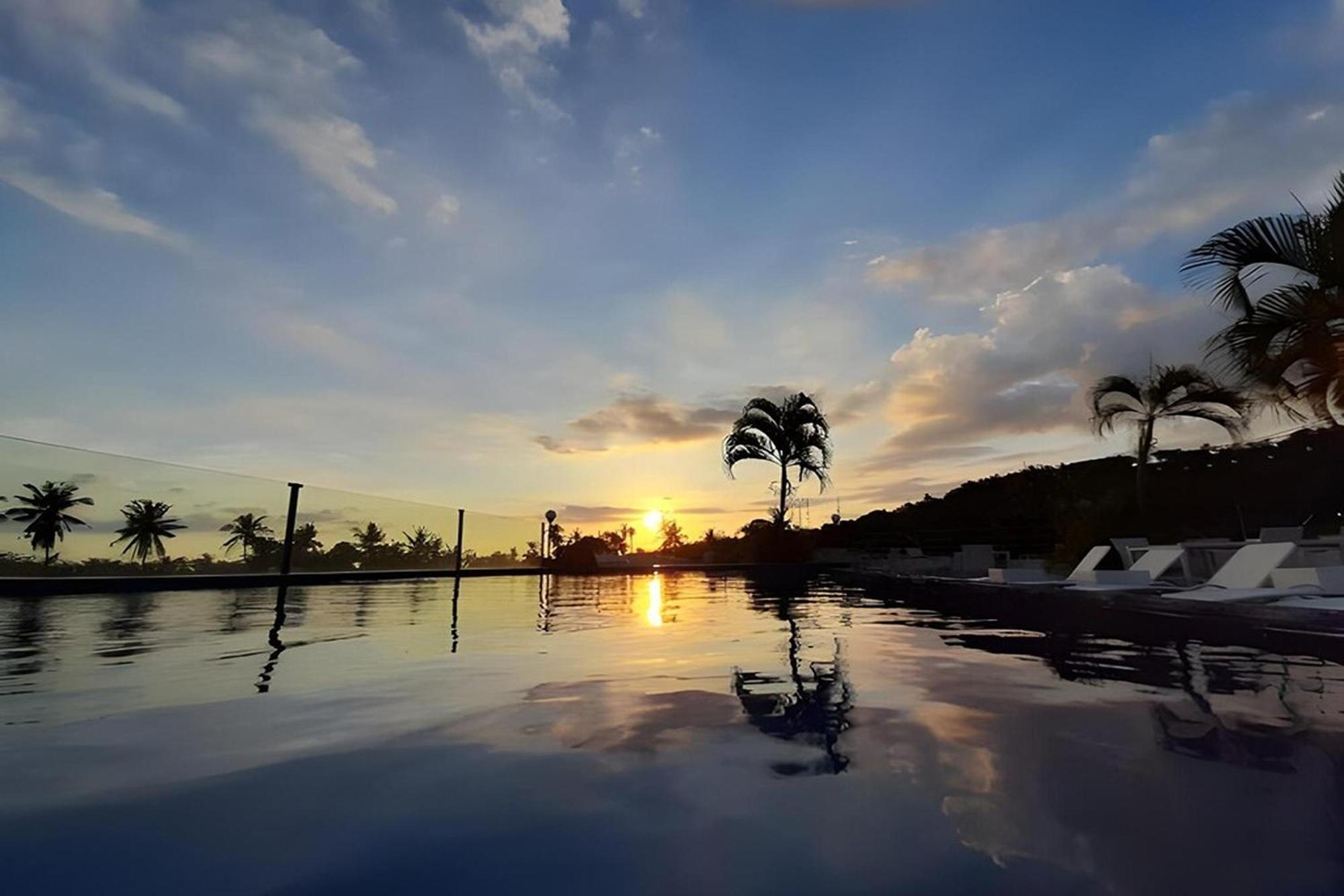 Taman Unique Hotel Senggigi Eksteriør bilde